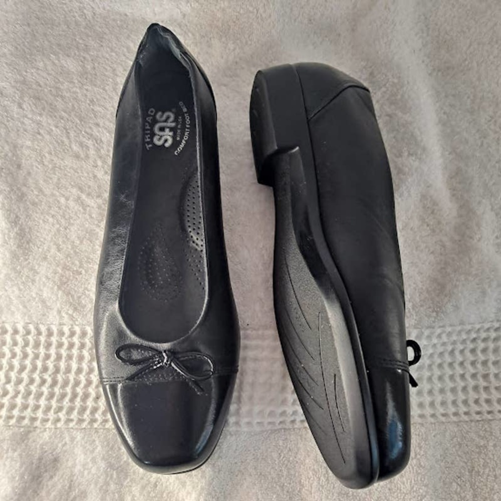 SAS Tripad 9N Coco Ballet Flat Blk Leather Patent Trim Square Toe String Bow Cap